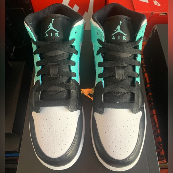 Nike Air Jordan 1 Mid Tropical Twist Black Shoes 554725-132 (GS) Youth Sizes - Picture 9 of 11